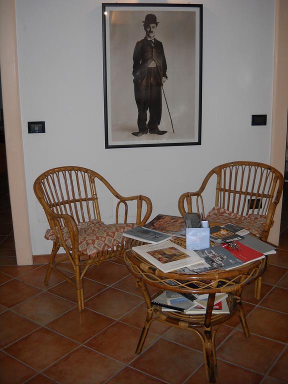 Bed and Breakfast Charlie Chaplin Tamara Exterior foto